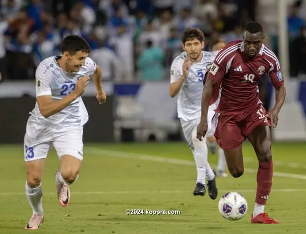 منتخب قطر يعبر أوزبكستان في الوقت القاتل