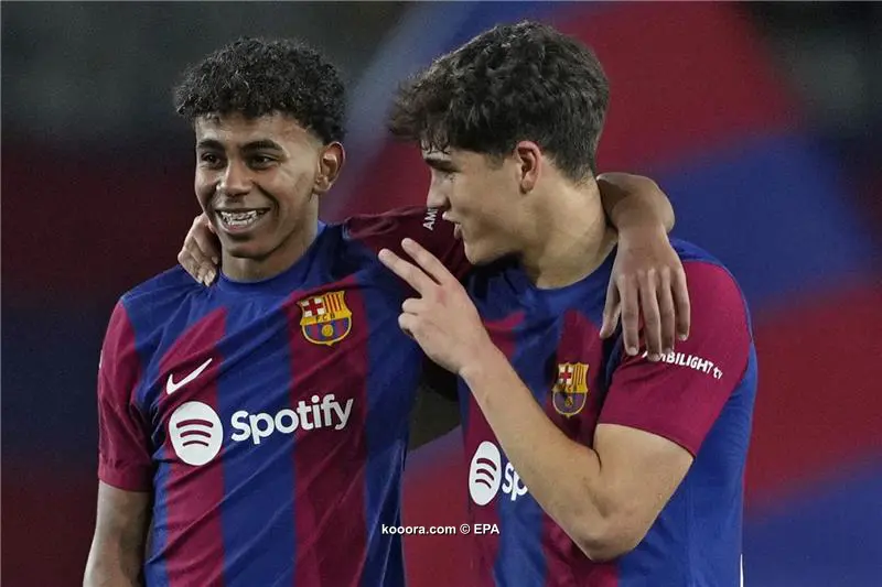 نجم برشلونة كوبارسي: يامال يستطيع الظفر بالكرة الذهبية