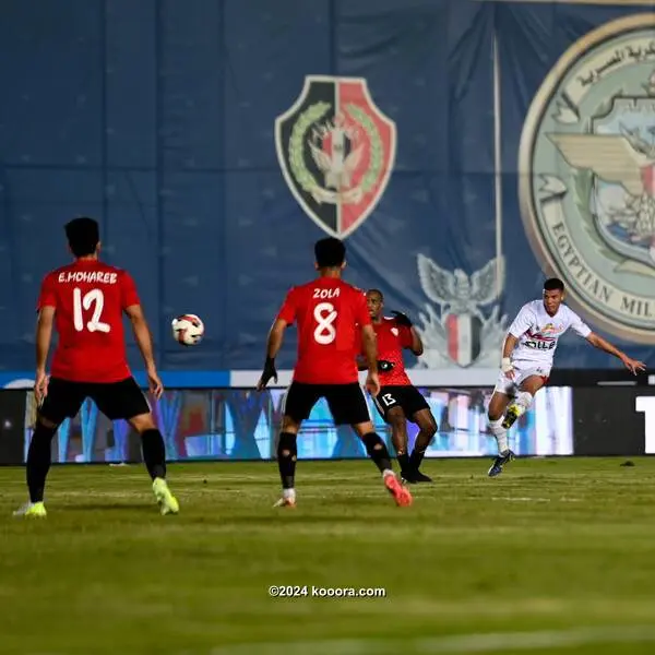 الزمالك المصري يتعادل مع الجيش وسط جدل تحكيمي