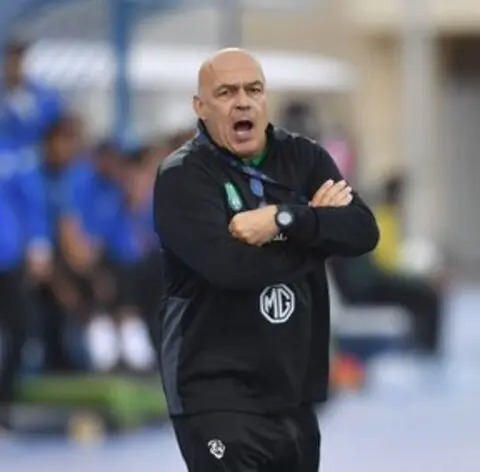 رسميا.. الزمالك المصري يعلن التعاقد مع المدرب السويسري جروس