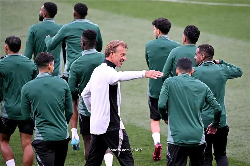رسميا.. إصابة جديدة في صفوف المنتخب السعودي قبل خليجي 26