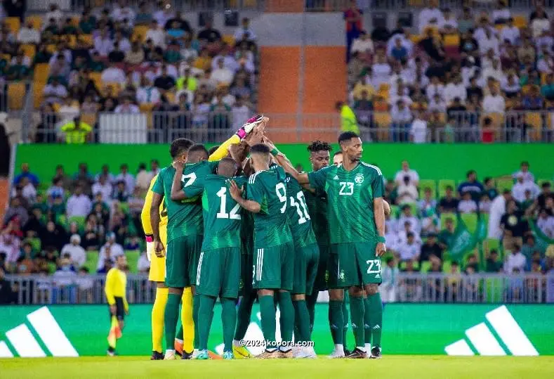 النجم العراقي يونس محمود يسخر من ترشيح السعودية للتتويج بخليجي 26