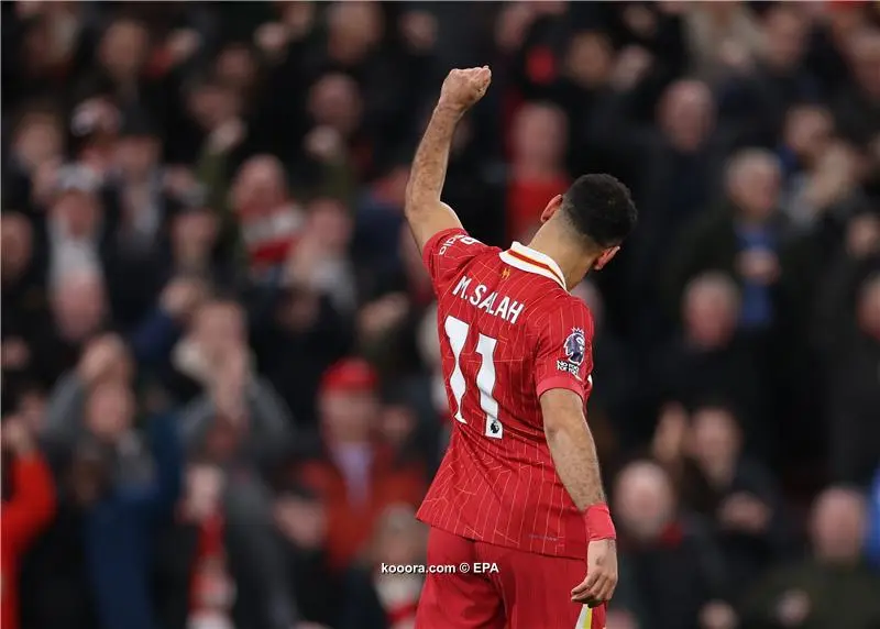 النجم المصري محمد صلاح ينتزع تاج روني.. ويزيح هالاند من قمة الهدافين