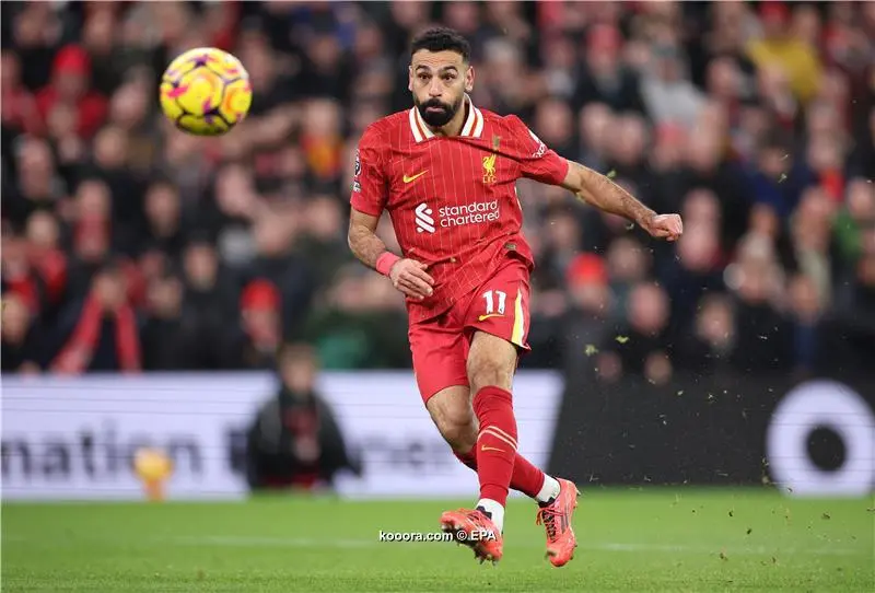 النجم المصري محمد صلاح يعادل إنجاز أسطورة مانشستر يونايتد