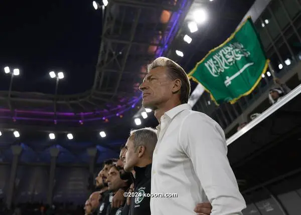 اتهام خطير يطارد المدرب الفرنسي رينارد.. هل جامل نجوم المنتخب السعودي؟