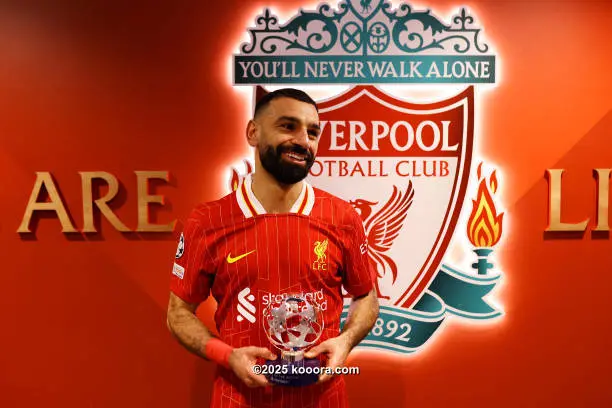 النجم المصري محمد صلاح يلمح للبقاء مع ليفربول