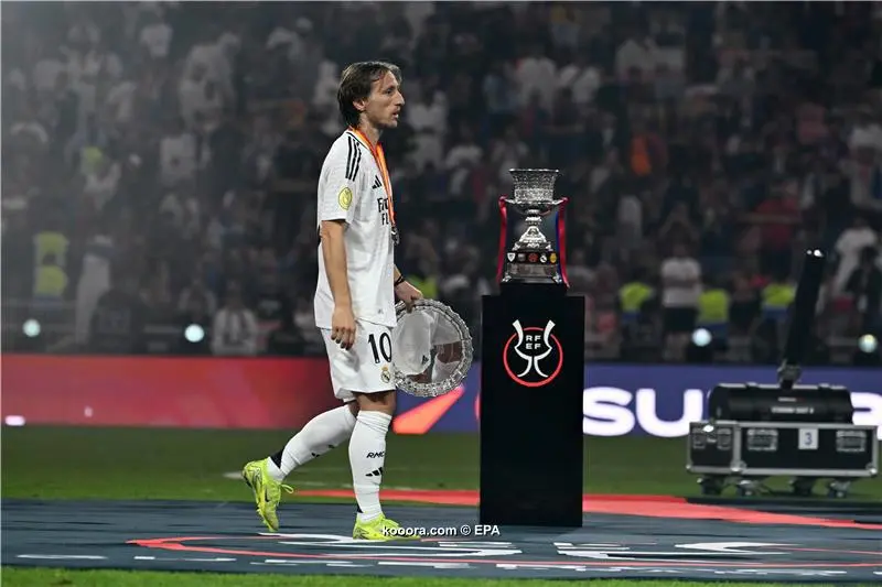 مودريتش: نحن نتألم.. وبرشلونة أفضل منا
