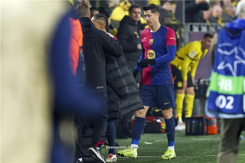 ليفاندوفسكي يحذر برشلونة من “لكمة” ريال مدريد