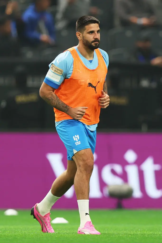 الصربي ميتروفيتش يدق جرس إنذار في الهلال السعودي