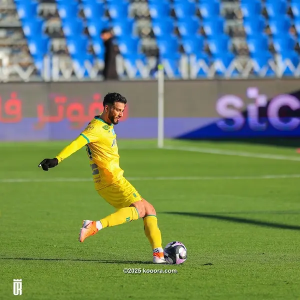 عمر السومة يرد على حمد الله ويوسع الفارق من جديد