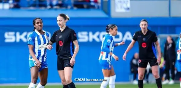برشلونة يحذف صورة لاعبته بعد قضية إسبانيول