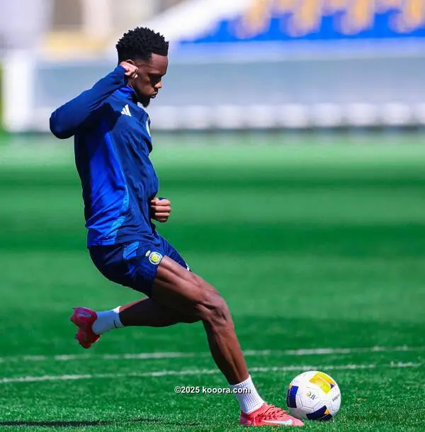 النصر يتلقى ردا رسميا حول مشاركة الكولومبي دوران في الآسيوية