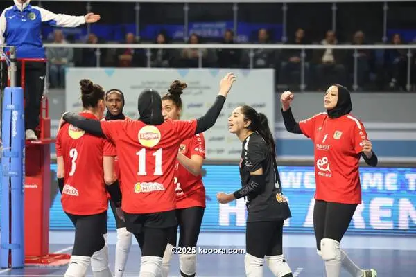 طائرة الزمالك تصطدم بالأهلي في نهائي كأس مصر للسيدات