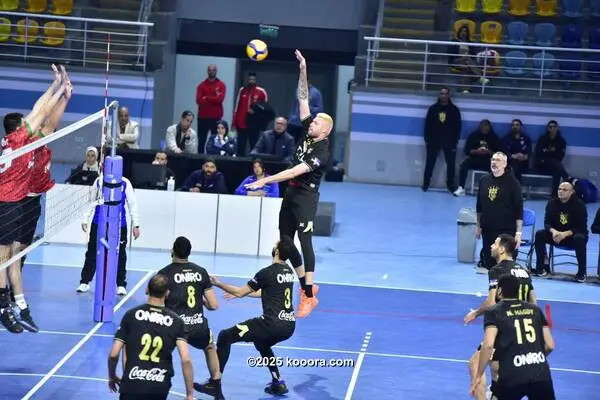 طائرة الزمالك تضرب موعدا مع الأهلي في نهائي السوبر