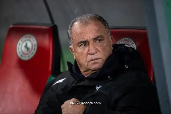 عقل تكتيكي.. التركي فاتح تيريم مدرب الشهر في الدوري السعودي