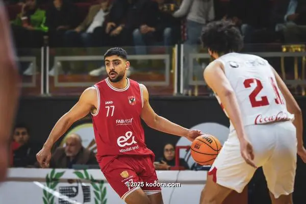الأهلي المصري يحسم قمة السلة أمام الزمالك