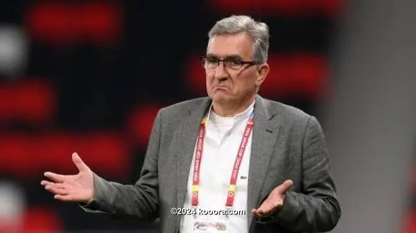 مدرب منتخب الصين: السعودية من كبار آسيا.. وهذا الفارق بين مانشيني ورينارد