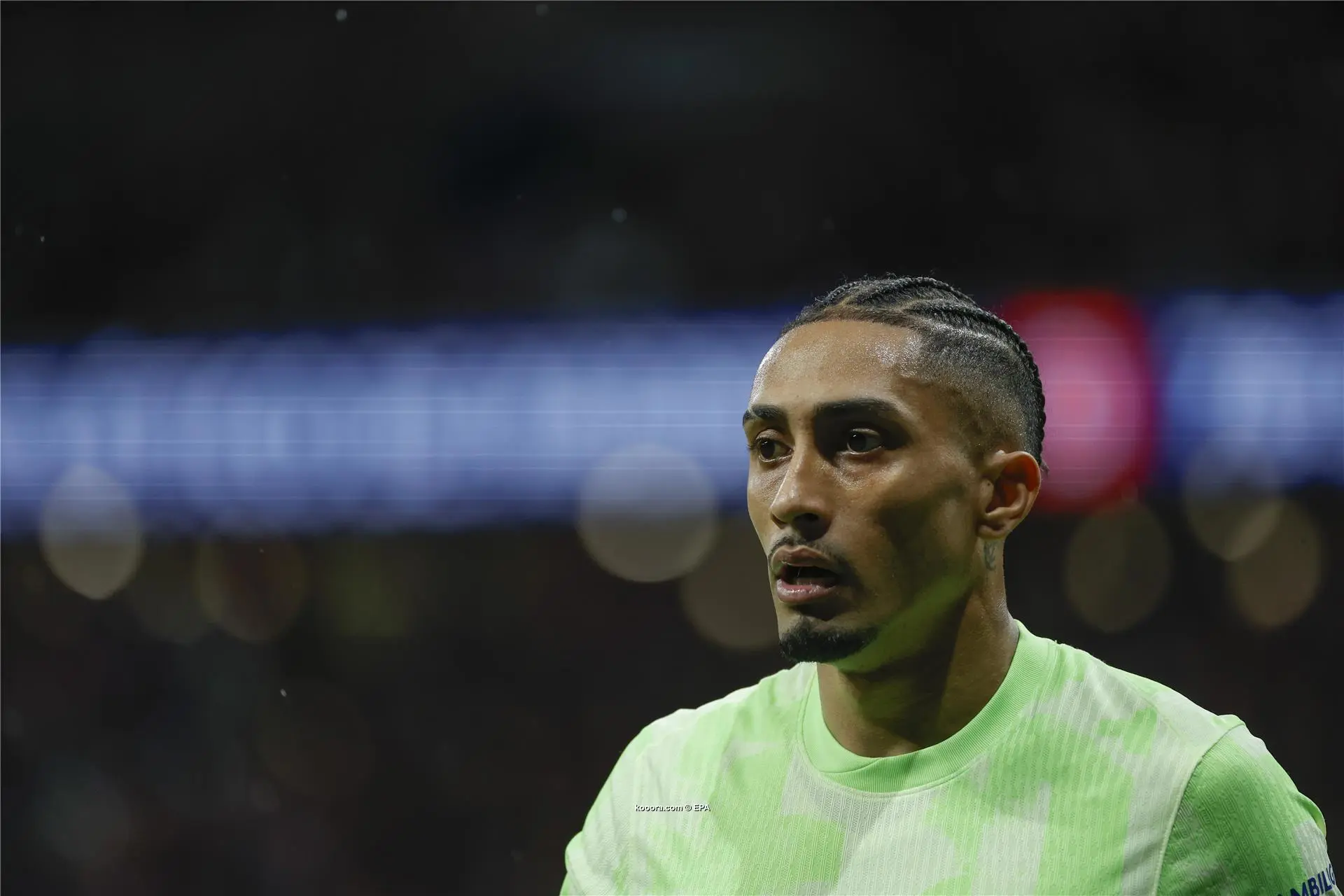 برشلونة يرفض شروط رافينيا.. ويفتح الباب أمام رحيله