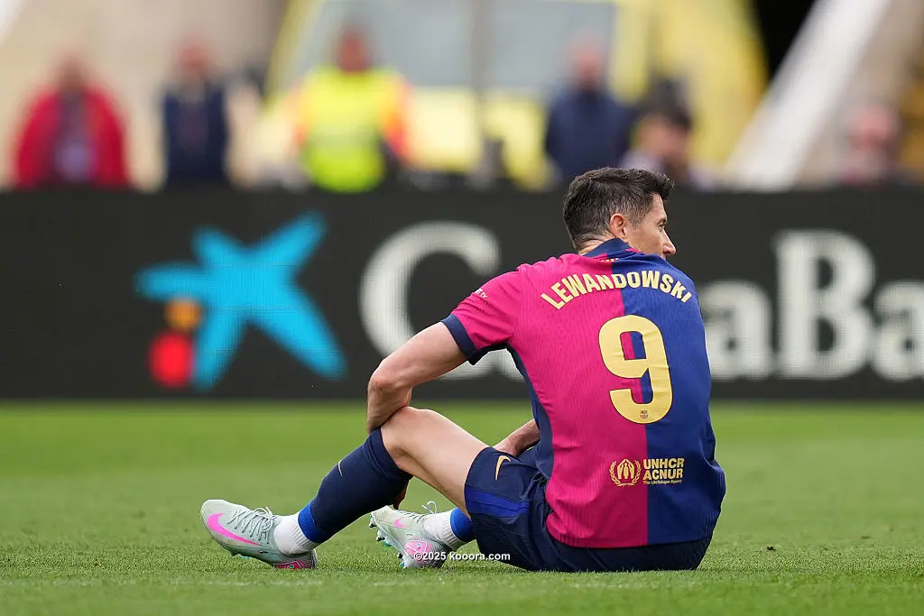 زلزال في برشلونة.. ليفاندوفسكي مهدد بالغياب عن مباراتي الكلاسيكو