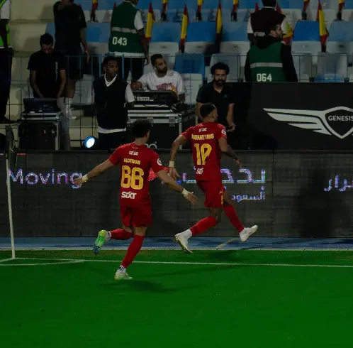 أوباميانج مهاجم القادسية يتوعد الاتحاد قبل نهائي الكأس