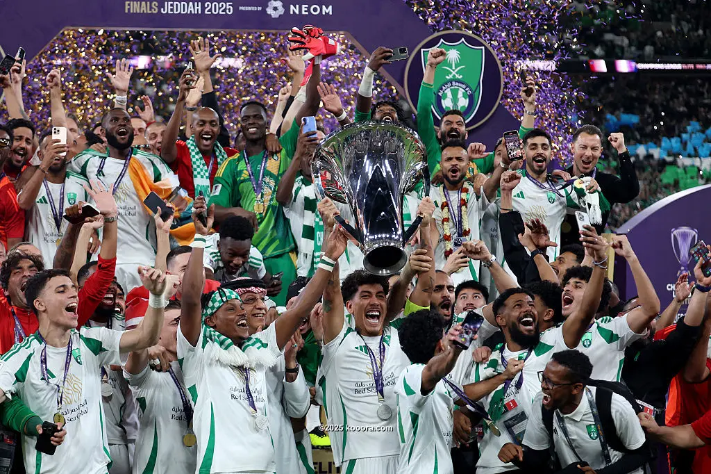 أهلي جدة يصنع التاريخ ويتوج بطلًا لنخبة آسيا