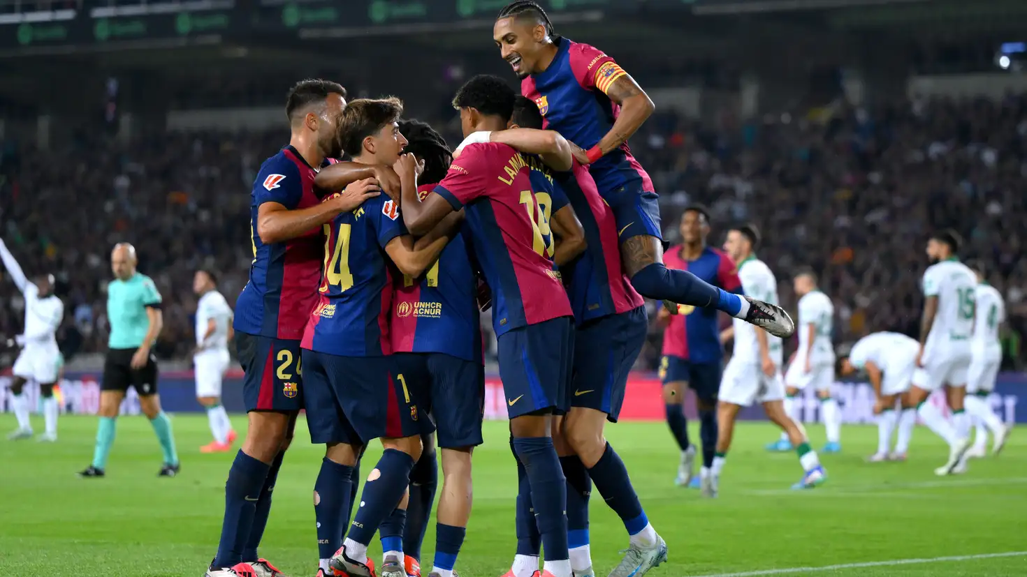 برشلونة يحدد أولى صفقاته الكبرى في ميركاتو الصيف