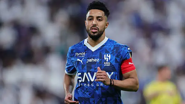 ضغط أم رغبة؟.. ورقة المونديال تنقذ الهلال السعودي من أنياب سالم الدوسري