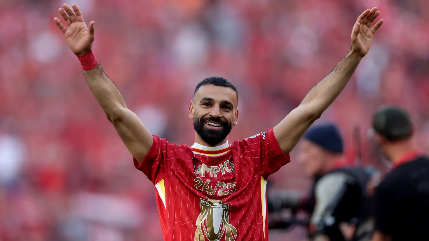محمد صلاح يعادل رقم شيرر وكول القياسي