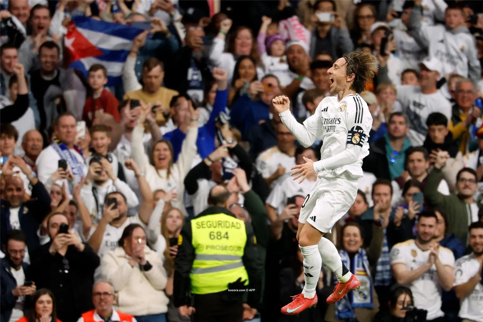 هل يضيف مودريتش بصمة أخيرة في الكلاسيكو؟