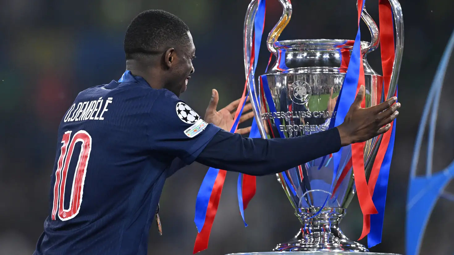 ديمبلي يتوج بجائزة أفضل لاعب بدوري الأبطال.. ودوي يتفوق على يامال