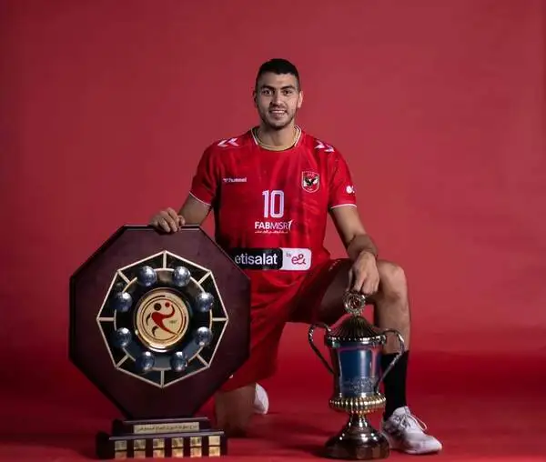 باريس سان جيرمان يضم نجم منتخب مصر لكرة اليد