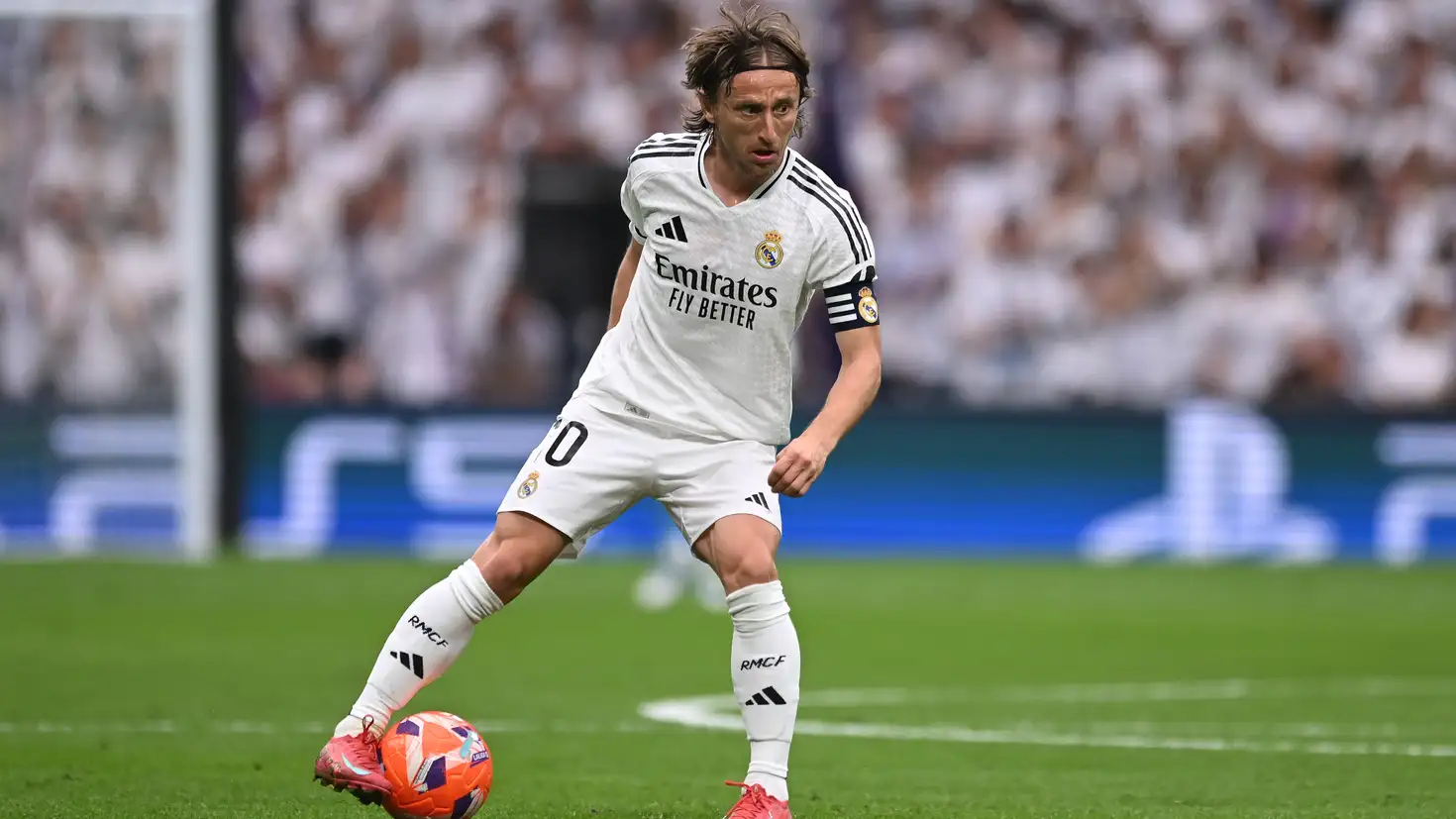 النجم الكرواتي مودريتش يرفض السعودية وأمريكا.. ويختار ناديه الجديد