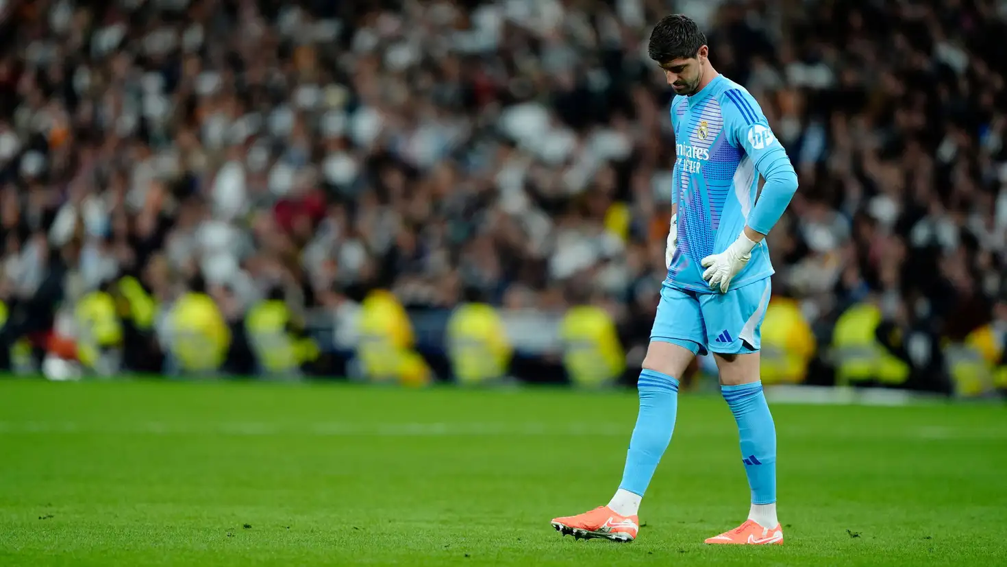 ريال مدريد يعلن إصابة كورتوا قبل مواجهة الهلال بمونديال الأندية