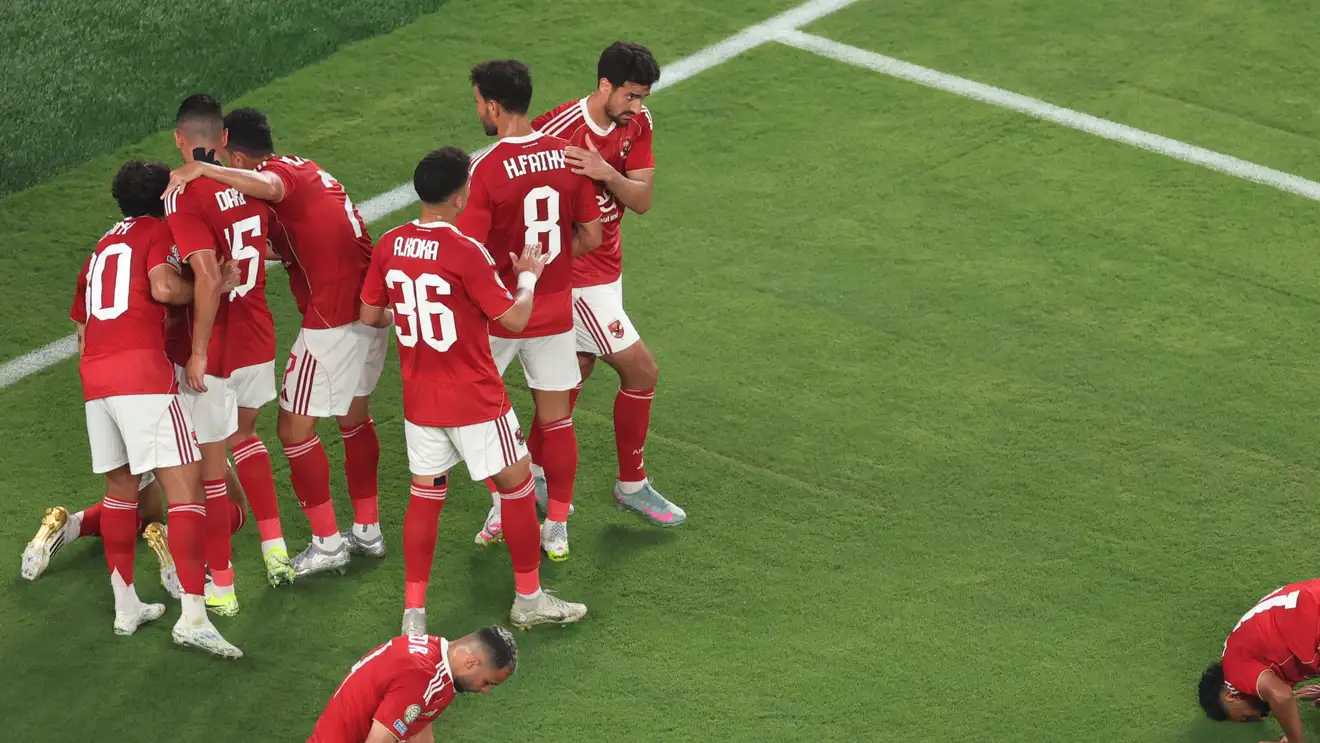 325 مليون جنيه تكلفة ميركاتو الأهلي المصري