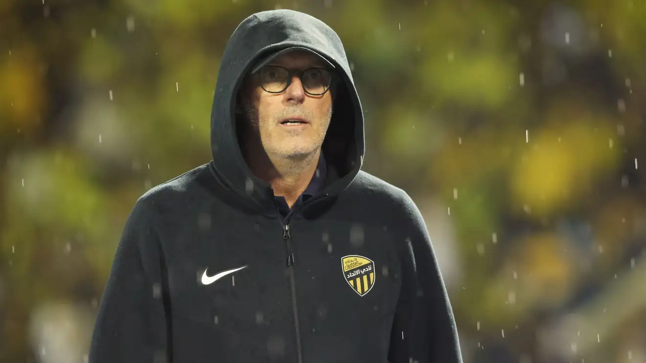 جدار الاتحاد يثقل كاهل بلان قبل السوبر السعودي