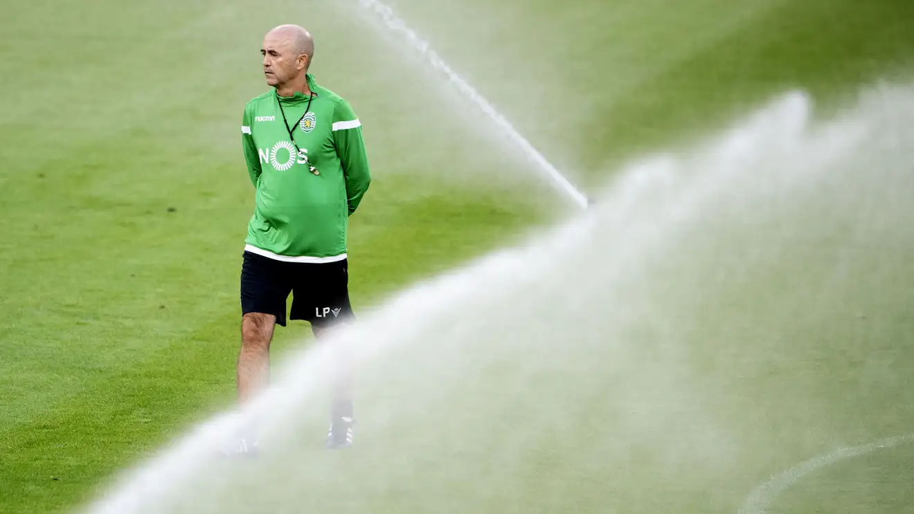 مدرب رونالدو السابق: أحب النصر السعودي.. ونجم الهلال ذكي للغاية