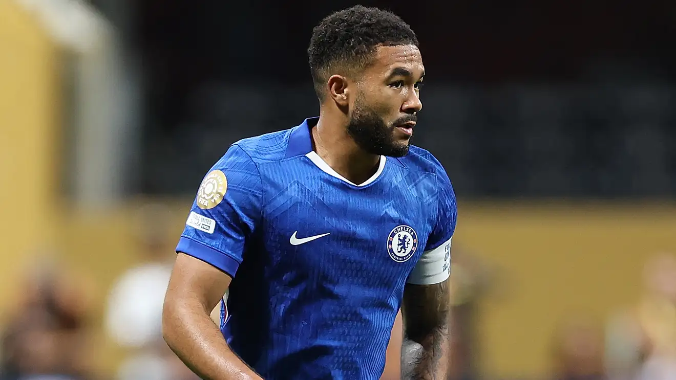 قائد تشيلسي ينتقد ملاعب كاس العالم للأندية