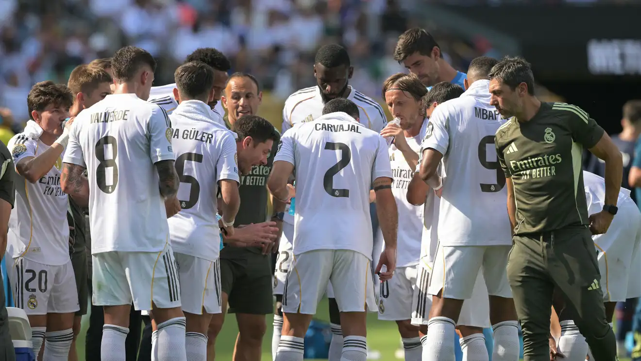 ريال مدريد يبحث عن “سيد الوسط” بين 5 أسماء صعبة المنال