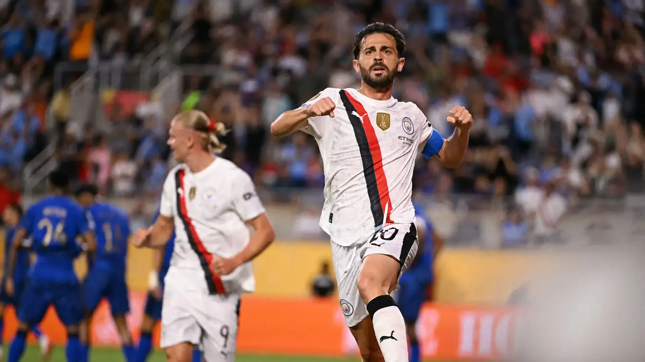 برناردو سيلفا: نشعر بخيبة أمل عقب مواجهة الهلال