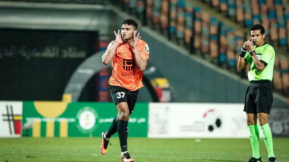حرب خلف الكواليس.. 3 صفقات تشعل صدام الأهلي والزمالك مجددًا