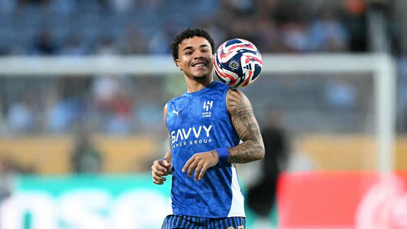 إنزاجي يقصي كايو من الهلال.. ويفاجئ مالكوم