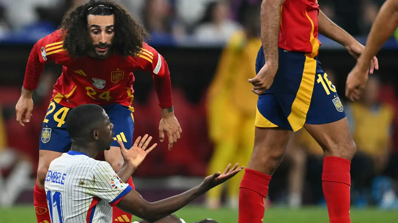 كوكوريلا: أوقفت ديمبلي مرتين.. وباريس جرمان الأفضل في العالم