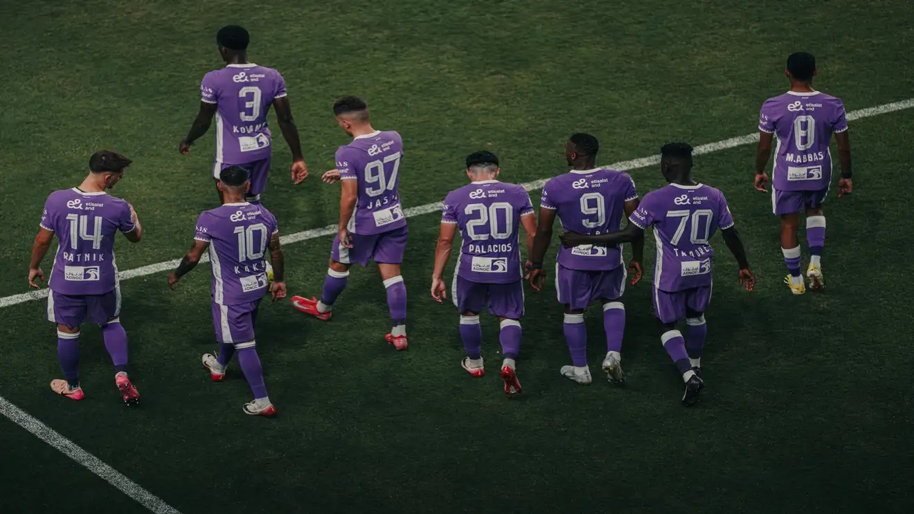 العين يطلب حكامًا أجانب لجميع مبارياته بالدوري الإماراتي