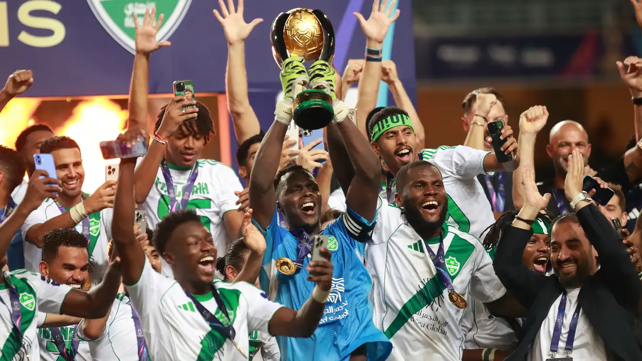 إعصار السوبر يطيح بالأمين العام للاتحاد السعودي