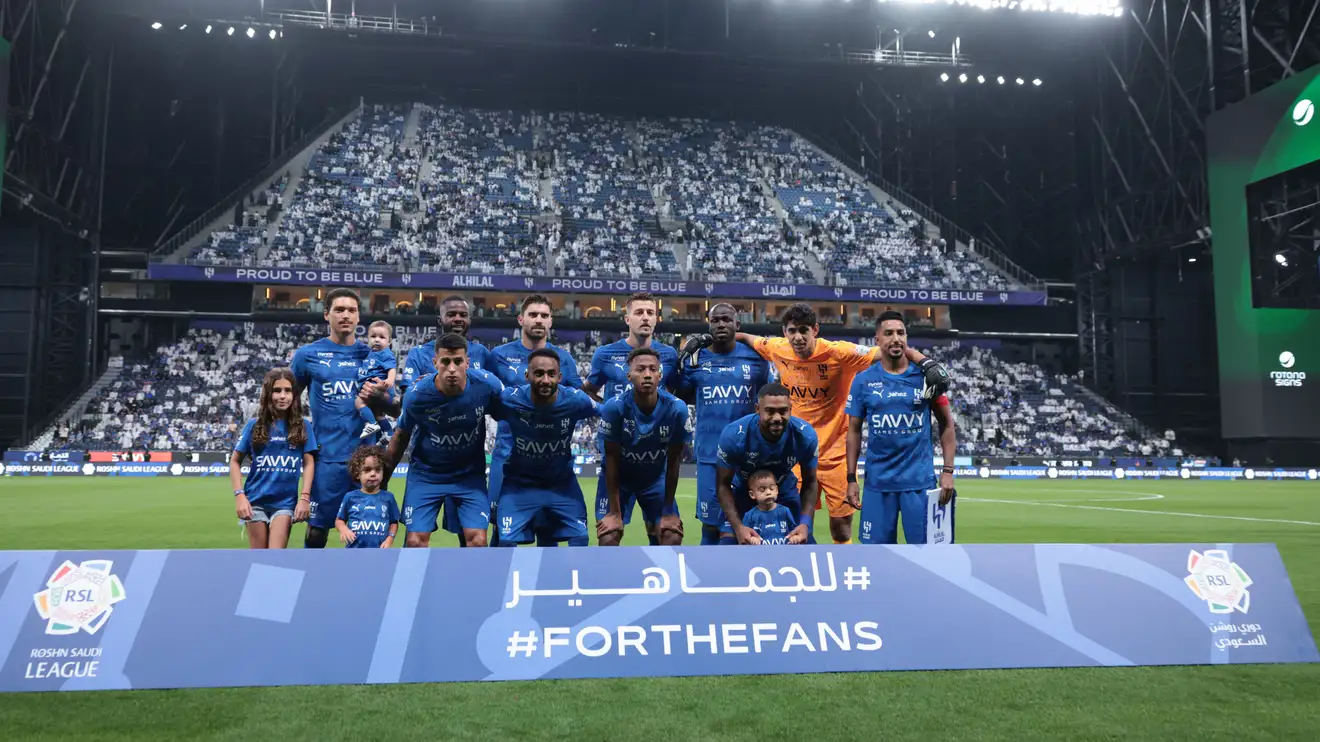 صفقة مفاجئة من الكالتشيو.. الهلال السعودي يتحرك في الساعات الأخيرة