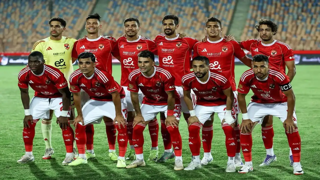 رسميا: الأهلي المصري يعين قائده السابق وليد صلاح الدين مديرا للكرة.. ويحدد منصب النحاس