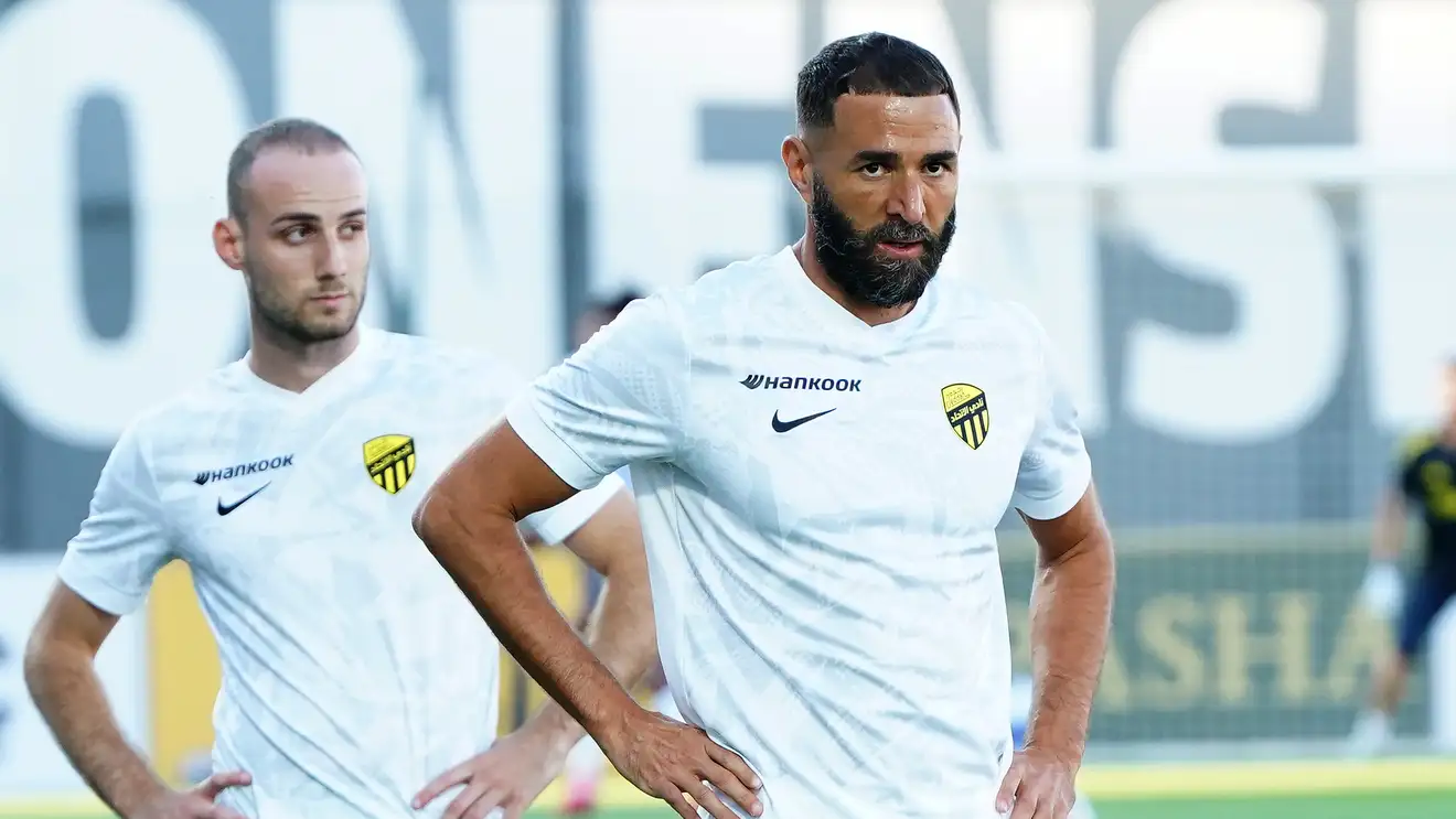 بنزيما يصدم اتحاد جدة قبل مواجهة الفتح