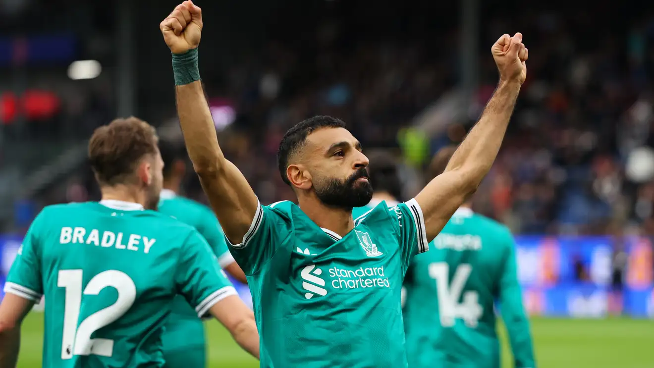 النجم المصري محمد صلاح يصنع إنجازين بضربة واحدة