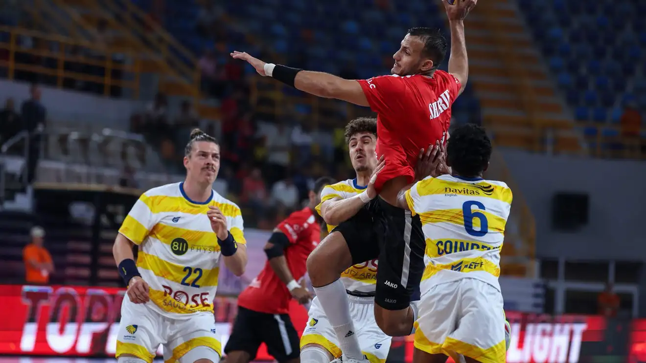 الأهلي المصري يفترس سيدني الأسترالي في مونديال كرة اليد