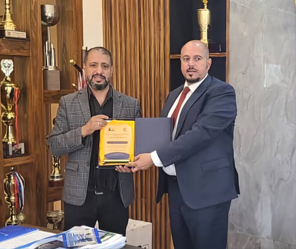 المنظمة الوطنية لمواجهة الكوارث وتقديم الدعم النفسي ومستشفى الأمل يكرمان الاستاذ أمين جمعان رئيس مجلس ادارة نادي الوحدة صنعاء